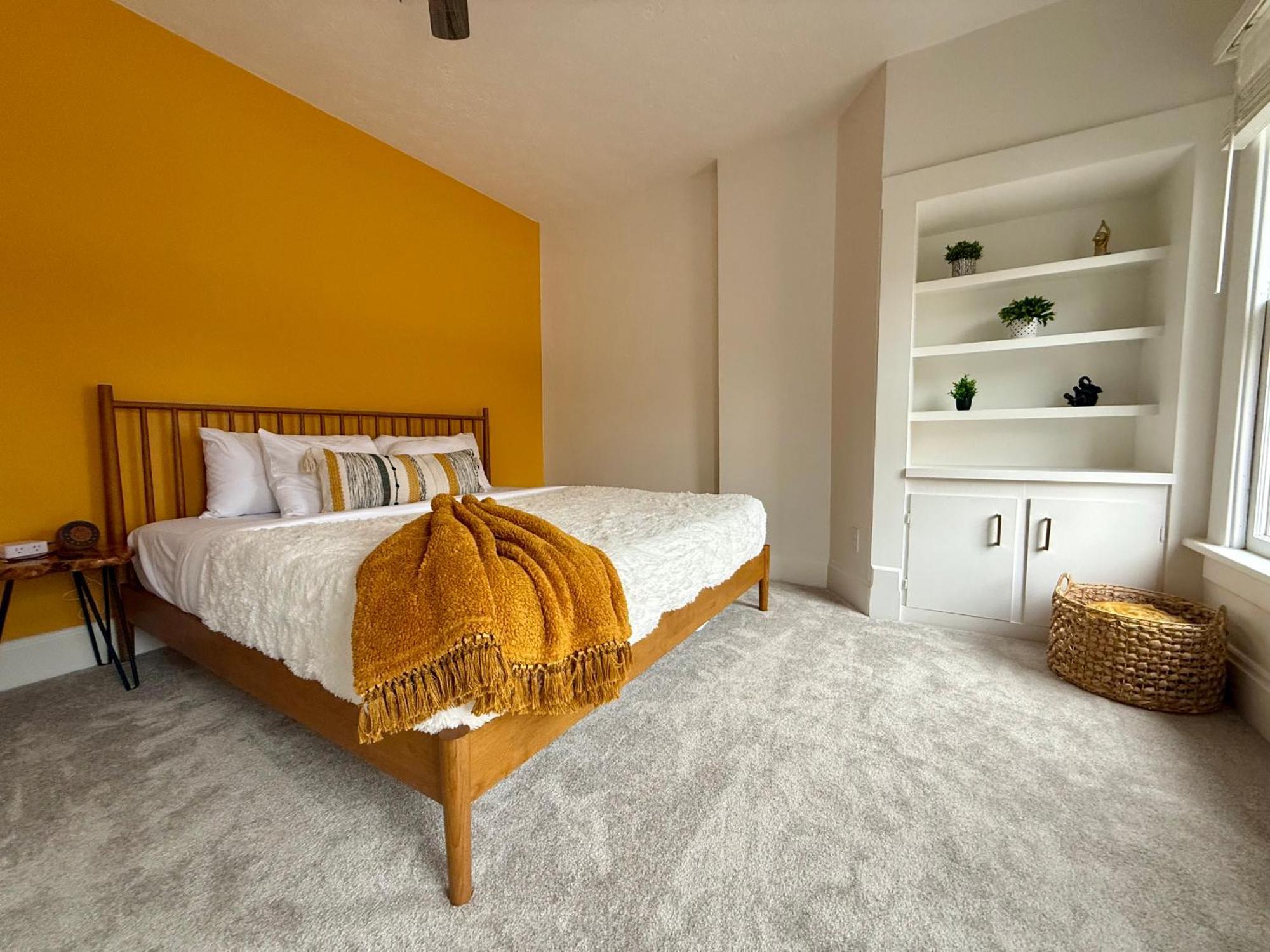 Short North Convention King Bed Free Parking *