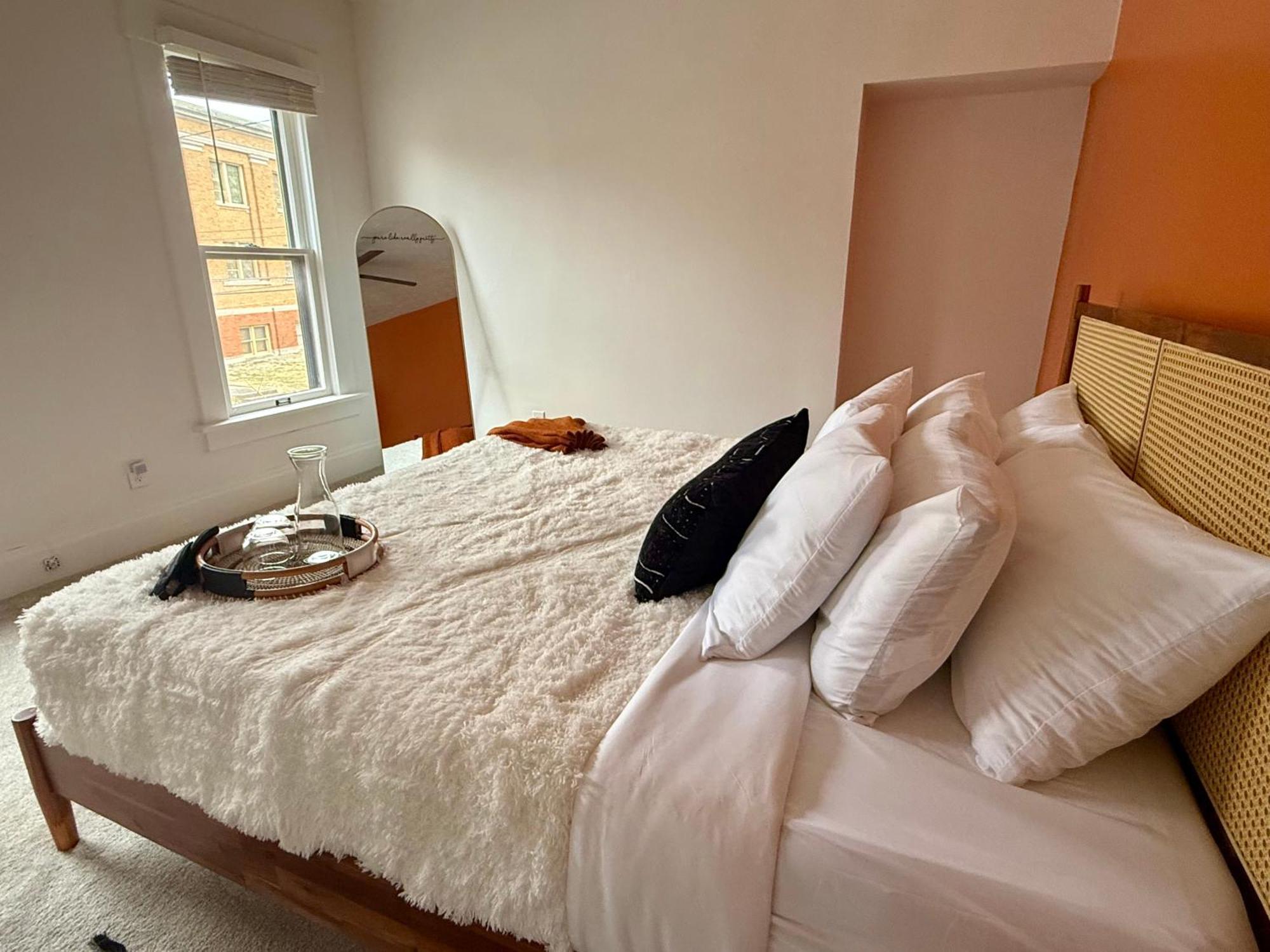 Hébergement de vacances Short North Convention King Bed Free Parking Columbus